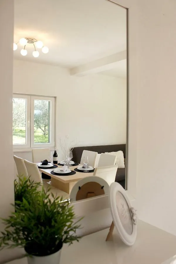 Holiday home Happy Garden House Villa Kozino
