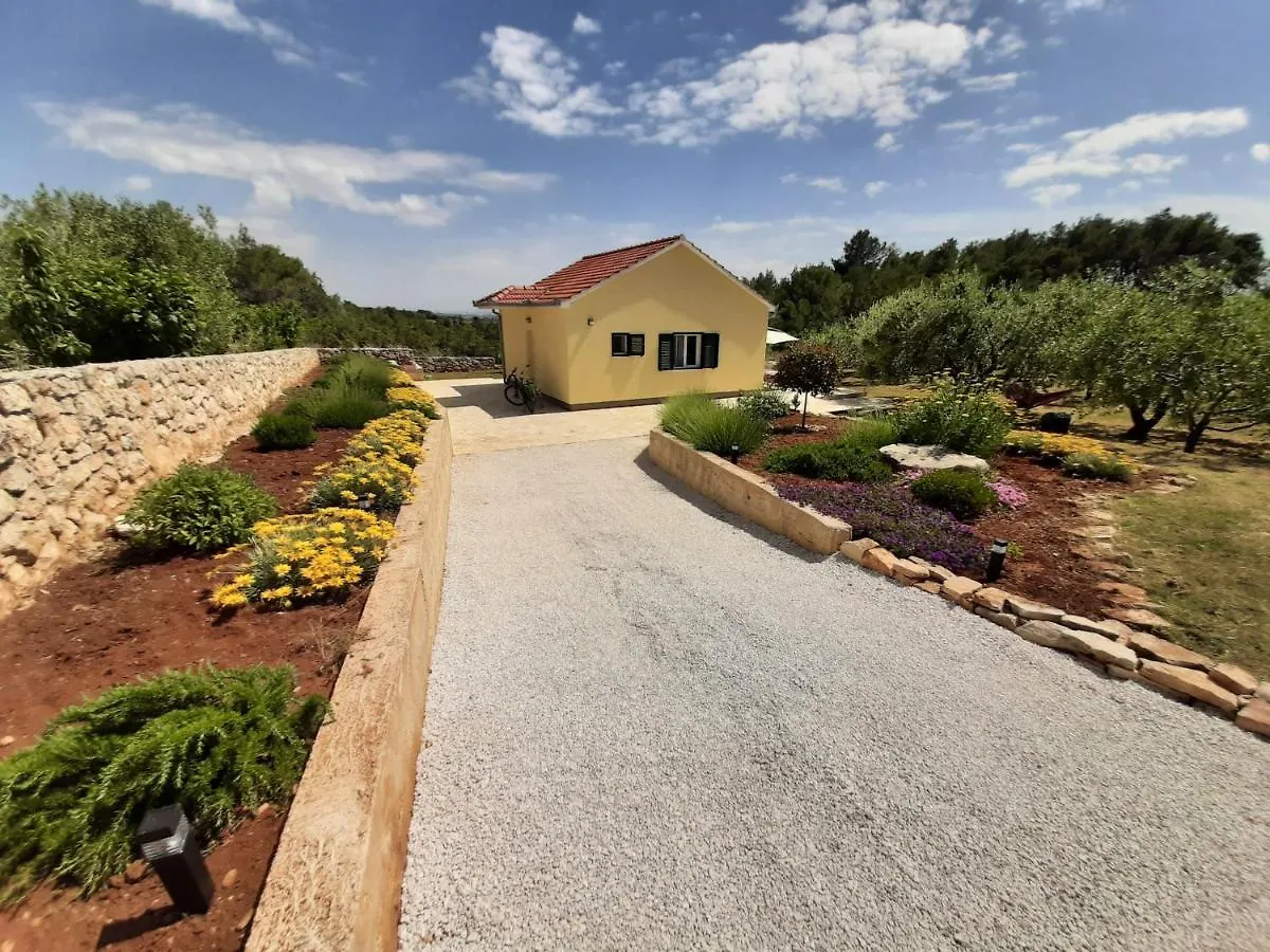 度假居 KožinoHappy Garden House别墅 克罗地亚